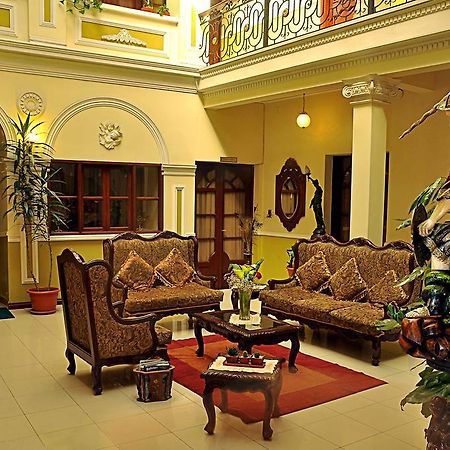 סוקרה San Marino Royal Hotel מראה חיצוני תמונה