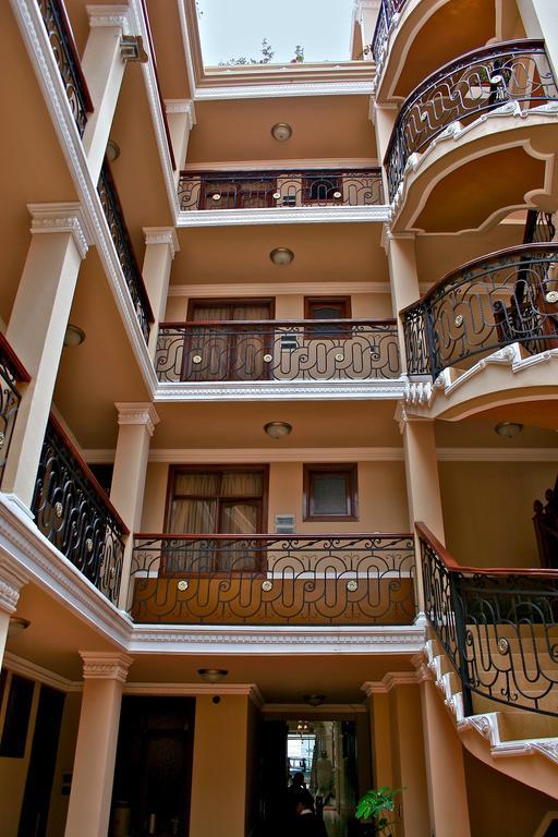סוקרה San Marino Royal Hotel מראה חיצוני תמונה
