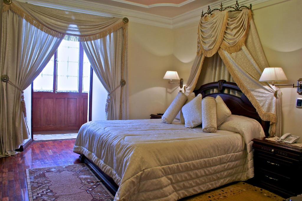 סוקרה San Marino Royal Hotel מראה חיצוני תמונה