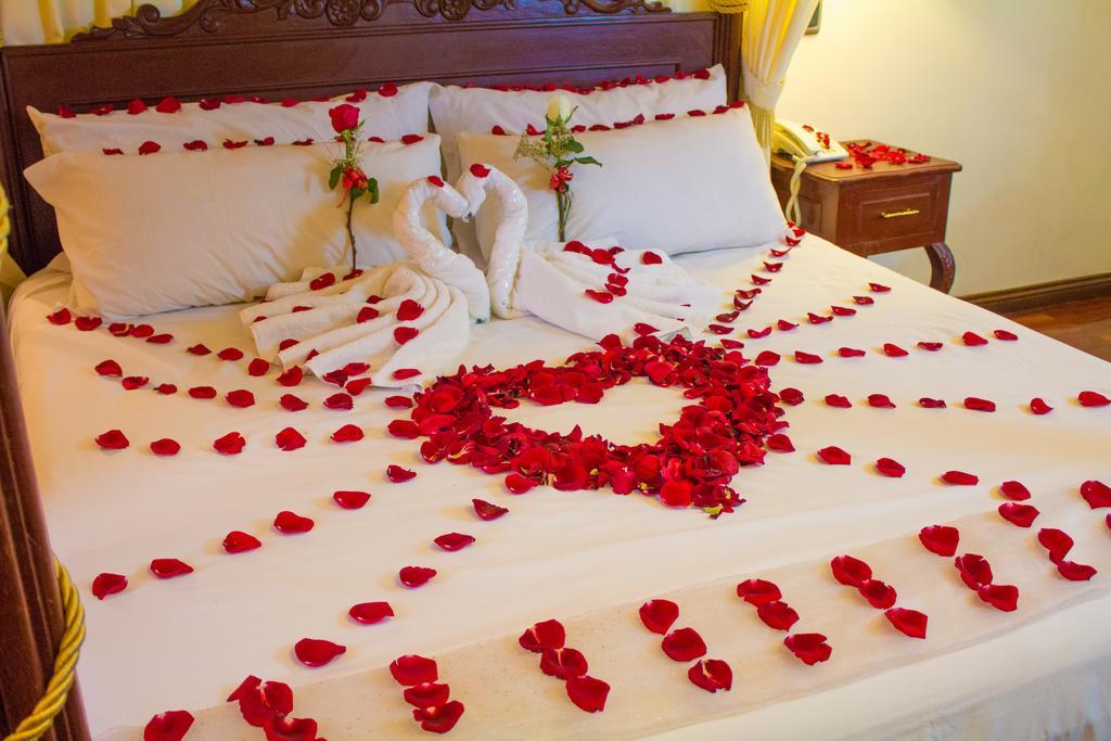 סוקרה San Marino Royal Hotel מראה חיצוני תמונה